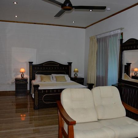 Chez Antoine Apartments Grand Anse  ภายนอก รูปภาพ