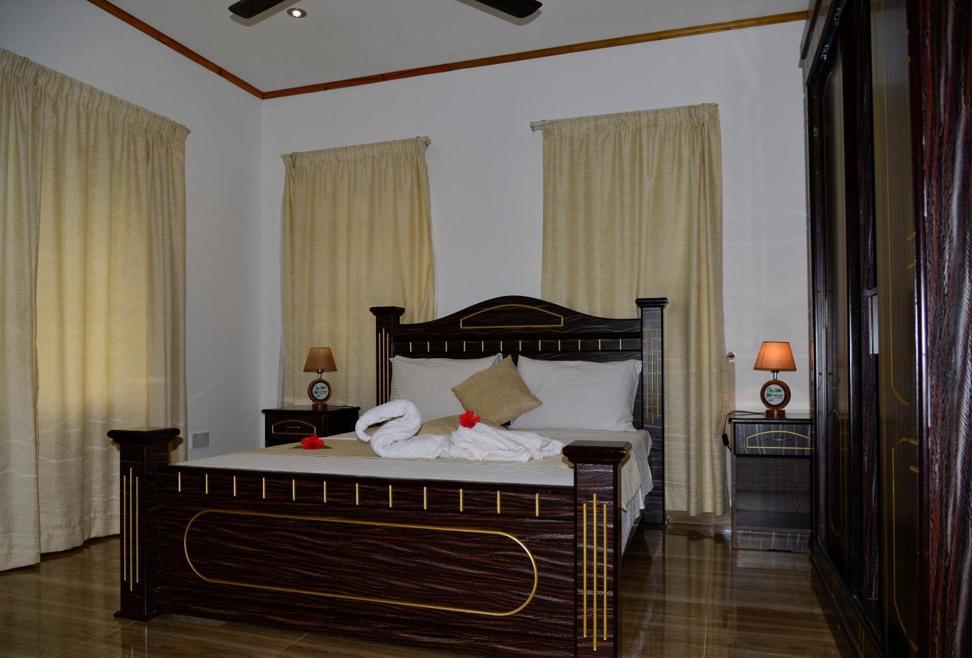 Chez Antoine Apartments Grand Anse  ภายนอก รูปภาพ