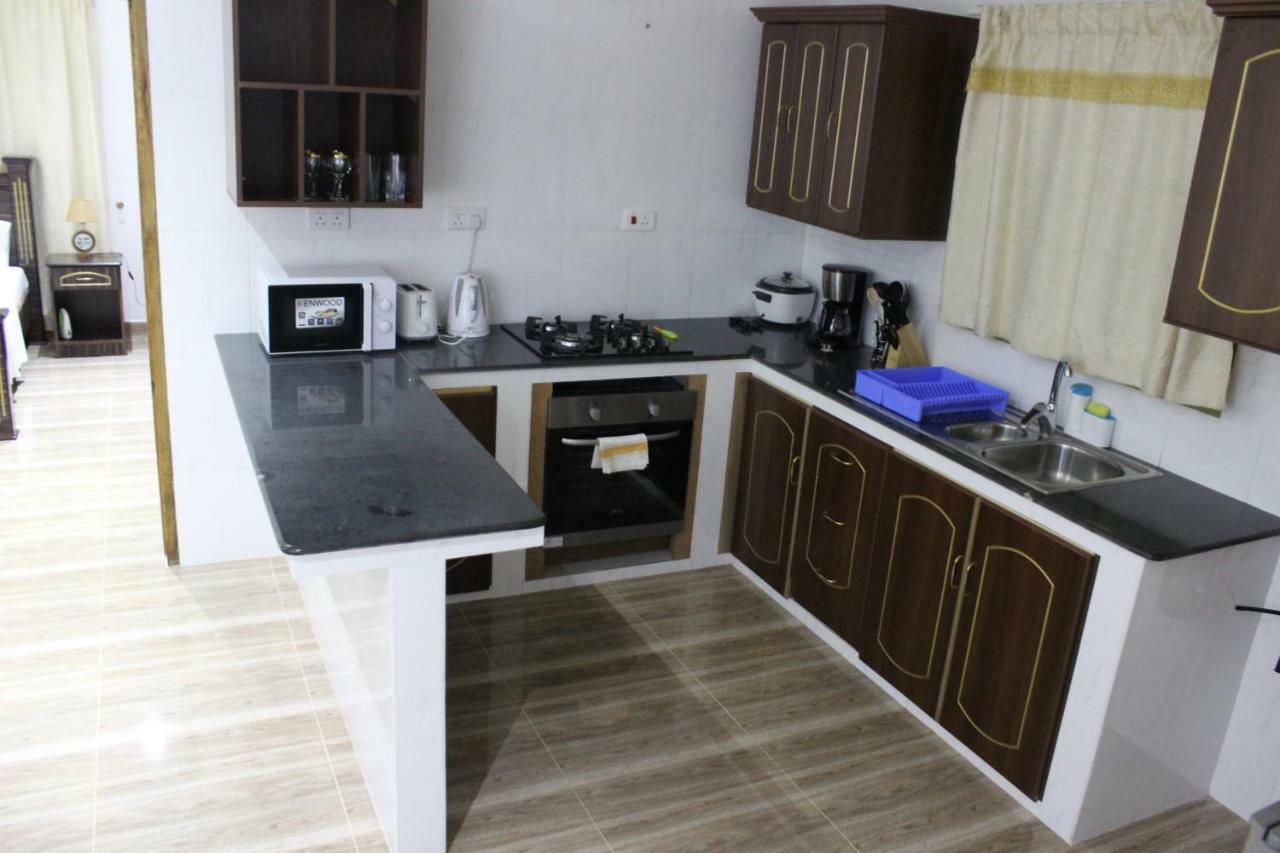 Chez Antoine Apartments Grand Anse  ภายนอก รูปภาพ